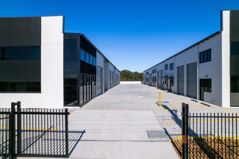 Click to view all images 13/23 Lake Road Tuggerah NSW 2259 - Image 3