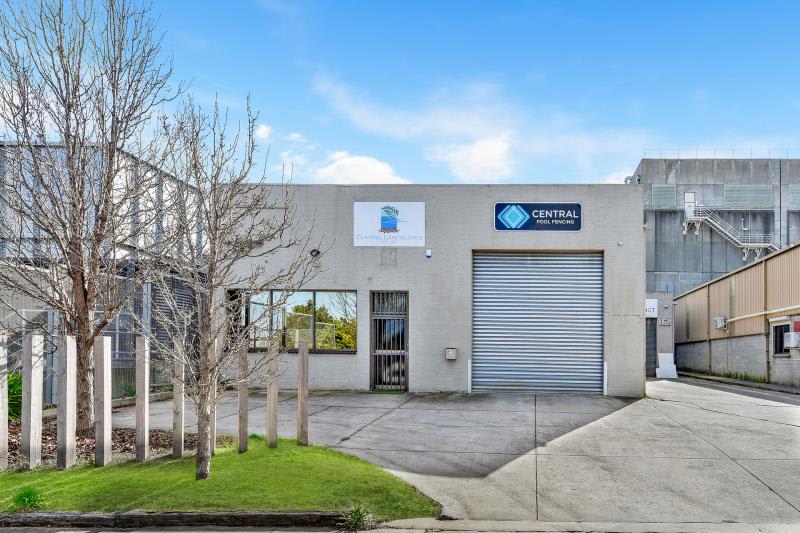 16 Treforest Drive Clayton VIC 3168 - Image 1