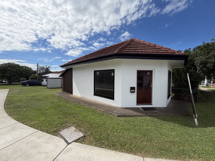 Click to view all images Tenancy 1/358 Saint Vincents Road Nudgee QLD 4014 - Image 1