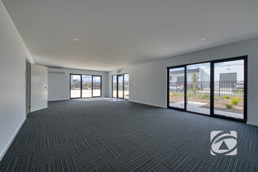 Click to view all images 4/5-7 Trade Place Pakenham VIC 3810 - Image 3