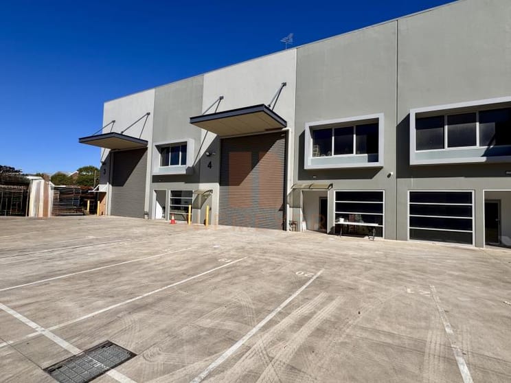 Click to view all images Unit 4/41-43 Anzac Street Greenacre NSW 2190 - Image 2