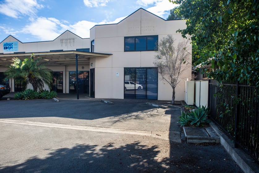 Click to view all images 4/614-616 Marion Road Park Holme SA 5043 - Image 1