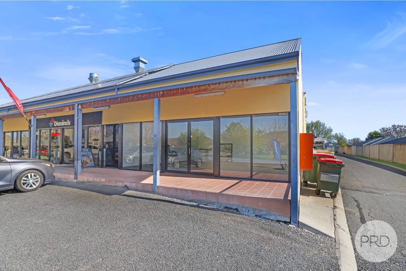 Click to view all images 11/10 Campbell Road Tamworth NSW 2340 - Image 2