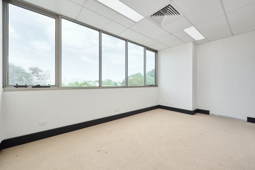 Click to view all images 5 & 6/119-125 Ocean Beach Road Sorrento VIC 3943 - Image 2