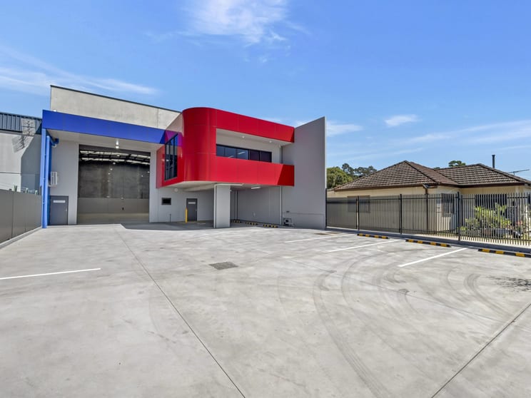 18 Aero Road Ingleburn NSW 2565 - Image 3