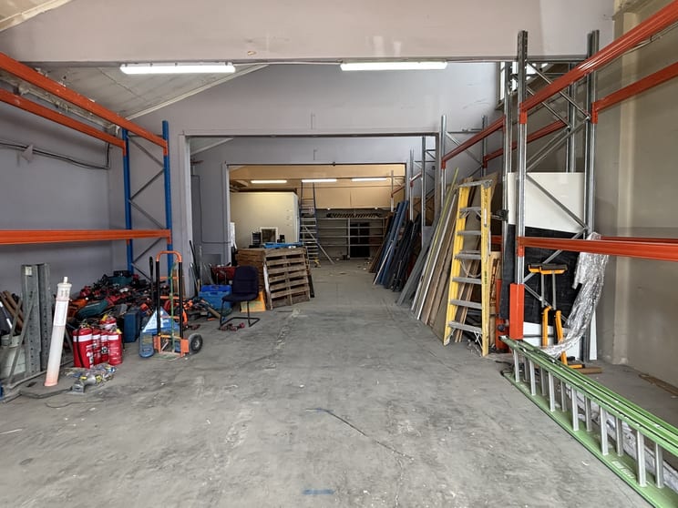 Click to view all images 4/10 Anne Street St Marys NSW 2760 - Image 2