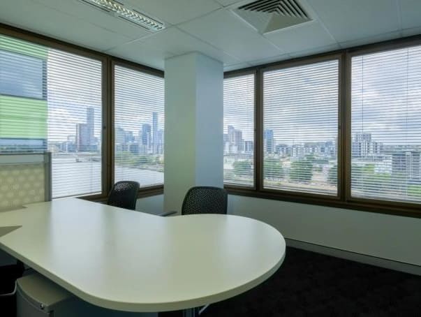 Click to view all images Level 9 Suite 1/303 Coronation Drive Milton QLD 4064 - Image 3