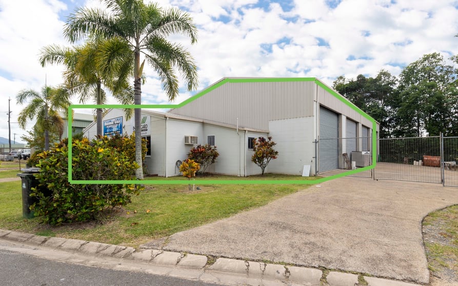 Click to view all images 6 Theresa Drive Mossman QLD 4873 - Image 1