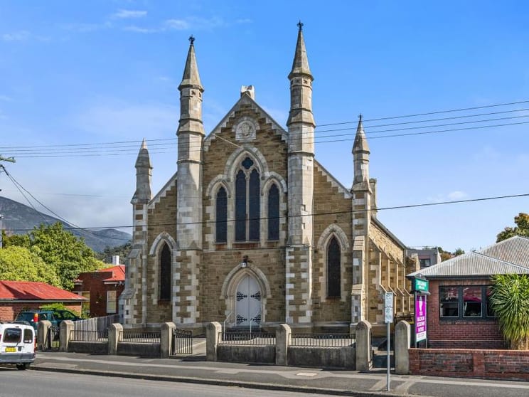 Click to view all images 209 Davey Street Hobart TAS 7000 - Image 1