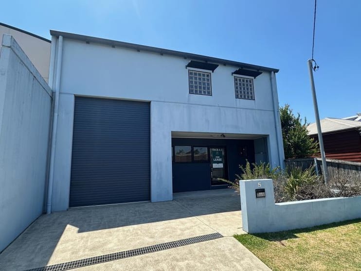 Click to view all images 5 Hogue Street Maryville NSW 2293 - Image 1