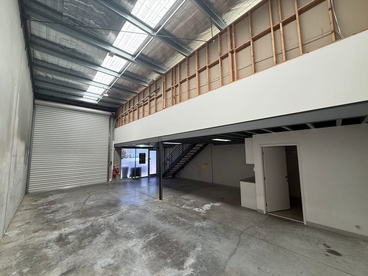 Click to view all images 5/83-85 Keys Moorabbin VIC 3189 - Image 1