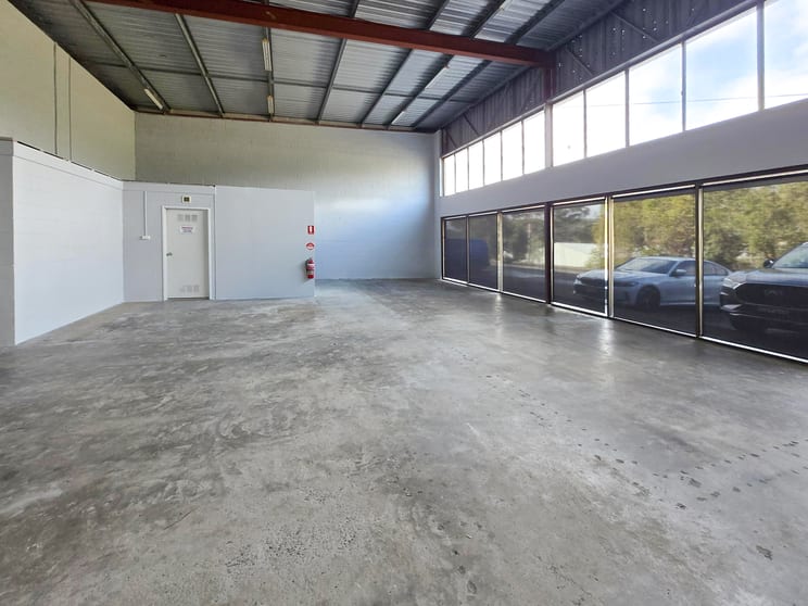 Unit 1 & 2/3 Comserv Close West Gosford NSW 2250 - Image 2