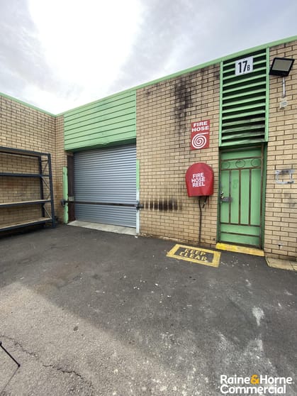 Click to view all images Unit 17B/4 Louise Avenue Ingleburn NSW 2565 - Image 1