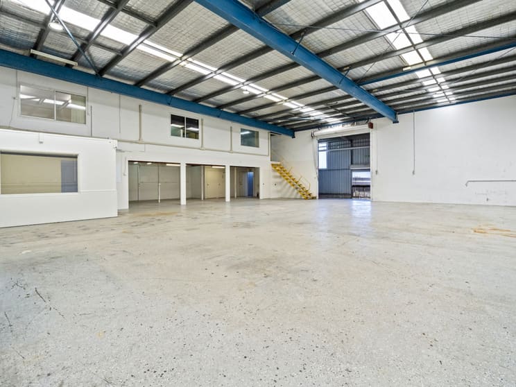 Click to view all images 2/16 Maiella Street Stapylton QLD 4207 - Image 3
