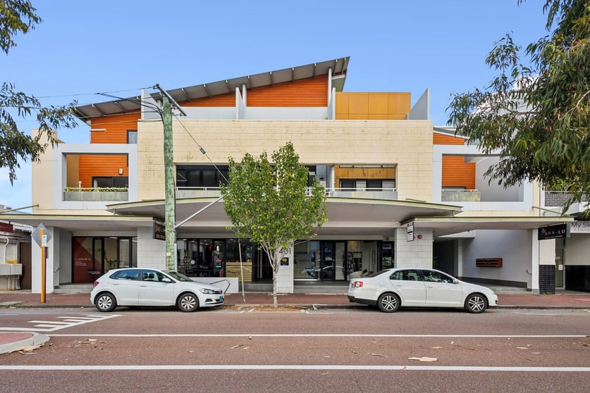 Click to view all images Unit 5/401 Oxford Street Mount Hawthorn WA 6016 - Image 1