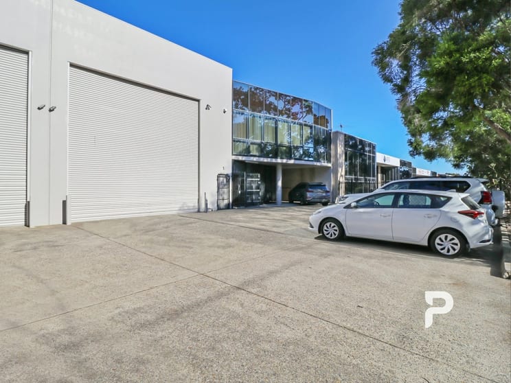 Click to view all images Smithfield NSW 2164 - Image 3