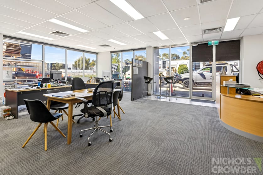 Click to view all images 37 Access Way Carrum Downs VIC 3201 - Image 3