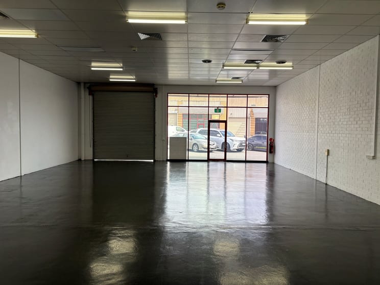 13/157 Gladstone Street Fyshwick ACT 2609 - Image 3