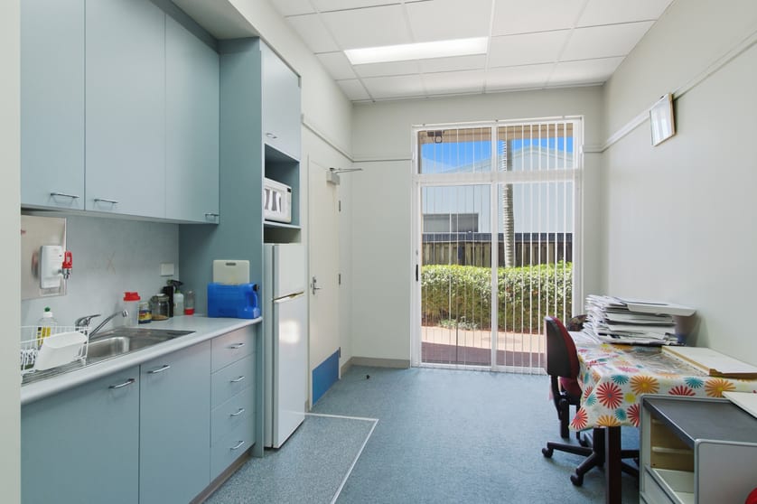 Click to view all images 2/38 Boyd Street Tweed Heads NSW 2485 - Image 3