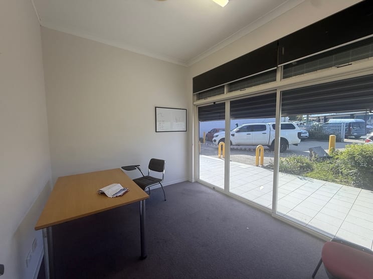 Click to view all images 3/5-11 Noel Street Slacks Creek QLD 4127 - Image 2