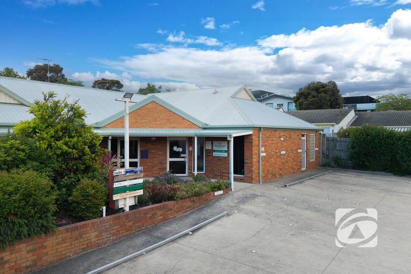 Click to view all images 5/6-8 Langmore Lane Berwick VIC 3806 - Image 1