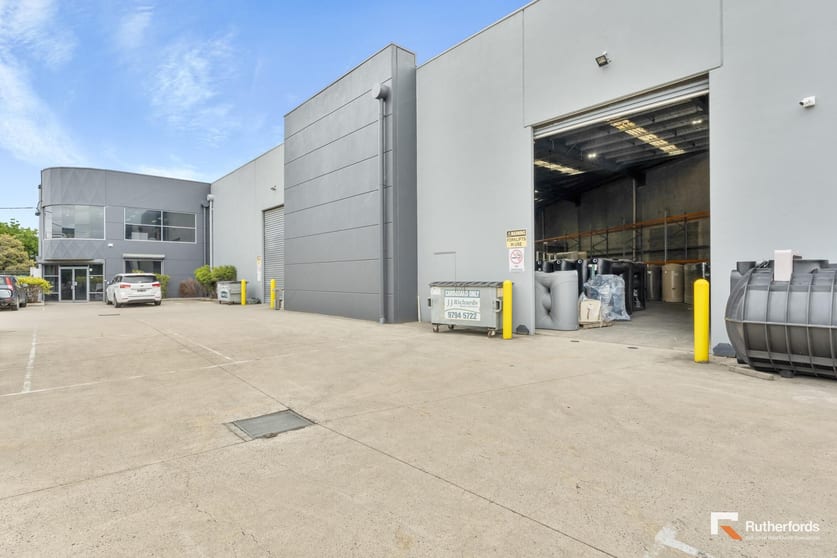 Click to view all images 1/16 Silicon Place Tullamarine VIC 3043 - Image 2