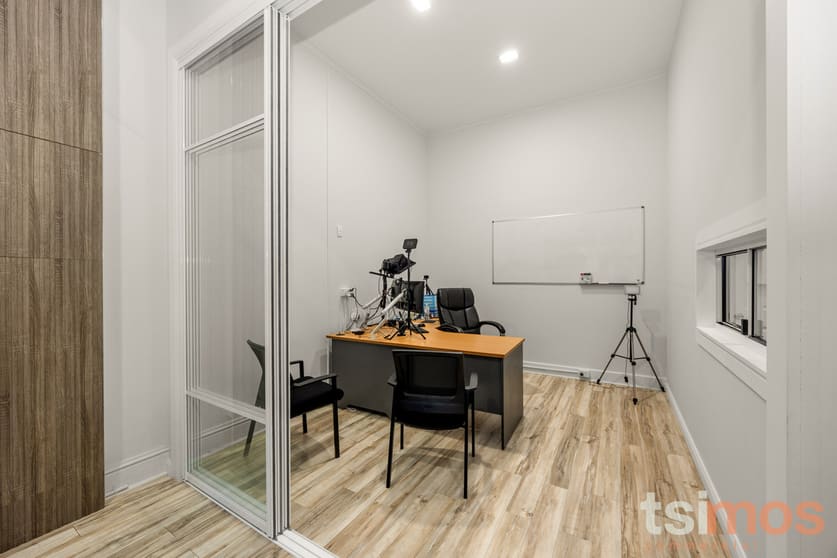 Click to view all images 36 East Concourse Beaumaris VIC 3193 - Image 3