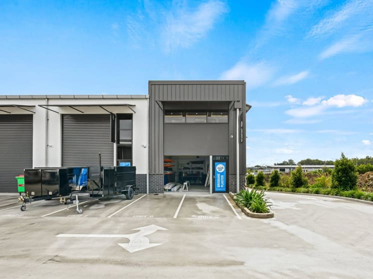 Click to view all images 9/89 Priestdale Road Eight Mile Plains QLD 4113 - Image 2