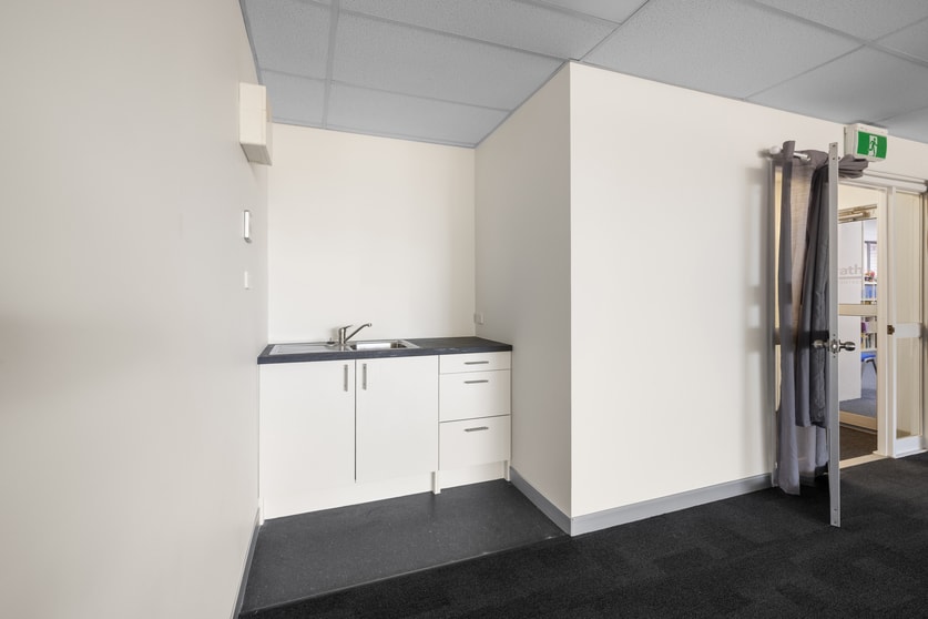 Click to view all images L1/48 Bloomfield Street Cleveland QLD 4163 - Image 2
