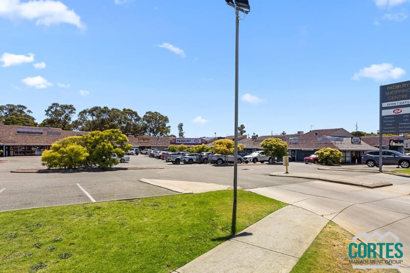 shop 3/74 Warburton Ave Padbury WA 6025 - Image 2