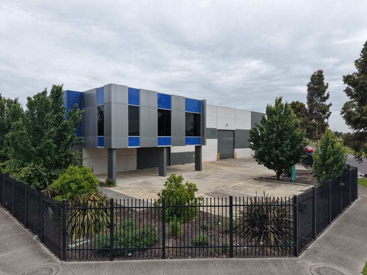 Click to view all images 23 Jersey Drive Epping VIC 3076 - Image 2