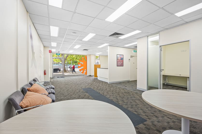 Click to view all images 1225a Howitt Street Wendouree VIC 3355 - Image 2