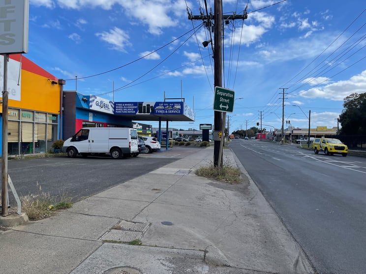 Click to view all images 248 Thompson Road North Geelong VIC 3215 - Image 3