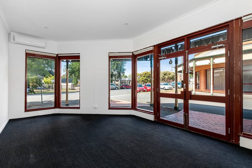 Click to view all images 269-275 High Street Golden Square VIC 3555 - Image 2