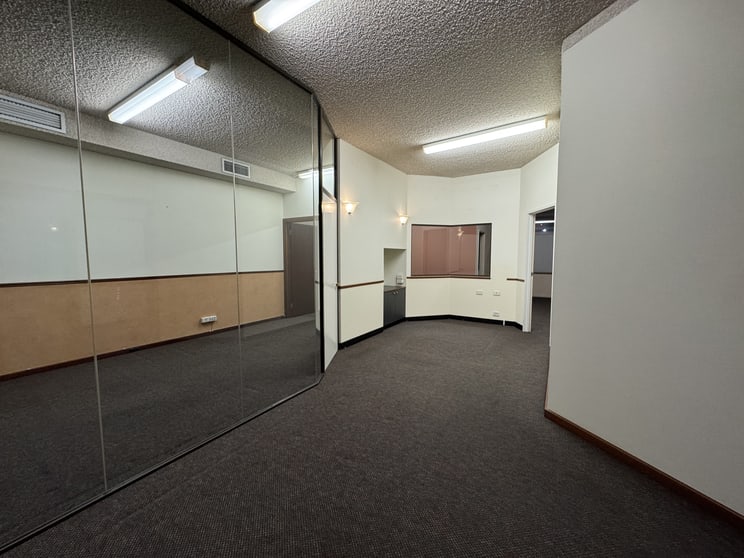 Click to view all images 1/272 HAY STREET Subiaco WA 6008 - Image 3