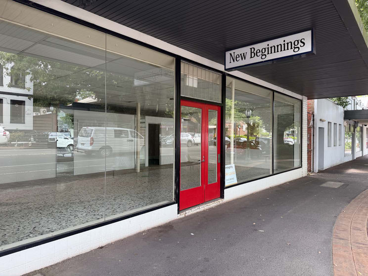 Click to view all images 219 Maroondah Highway Healesville VIC 3777 - Image 3
