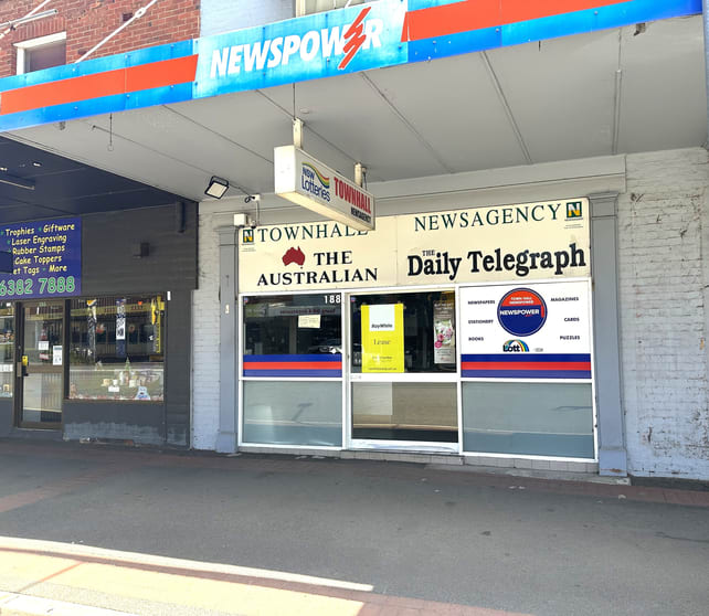 Click to view all images 188 Boorowa Street Young NSW 2594 - Image 1