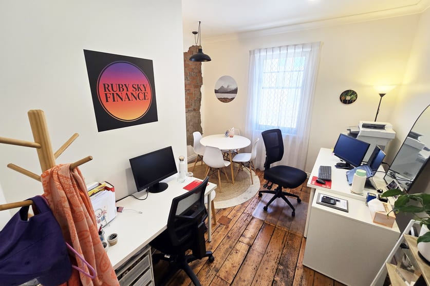 Click to view all images Office 1/42-44 George Street Launceston TAS 7250 - Image 1