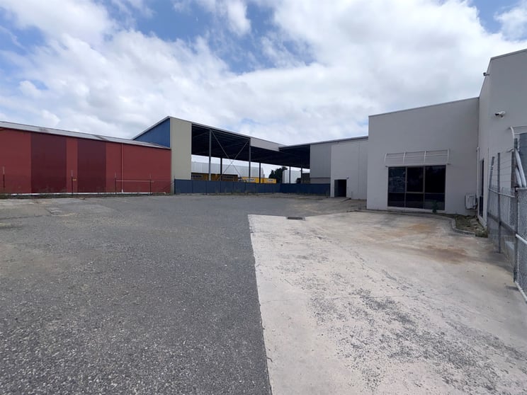 Click to view all images 4/120 Canterbury Road Bayswater North VIC 3153 - Image 2