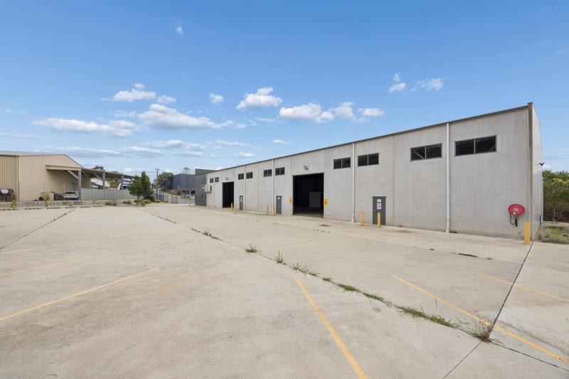 Click to view all images Whole Site/61 Aurora Avenue Queanbeyan NSW 2620 - Image 2