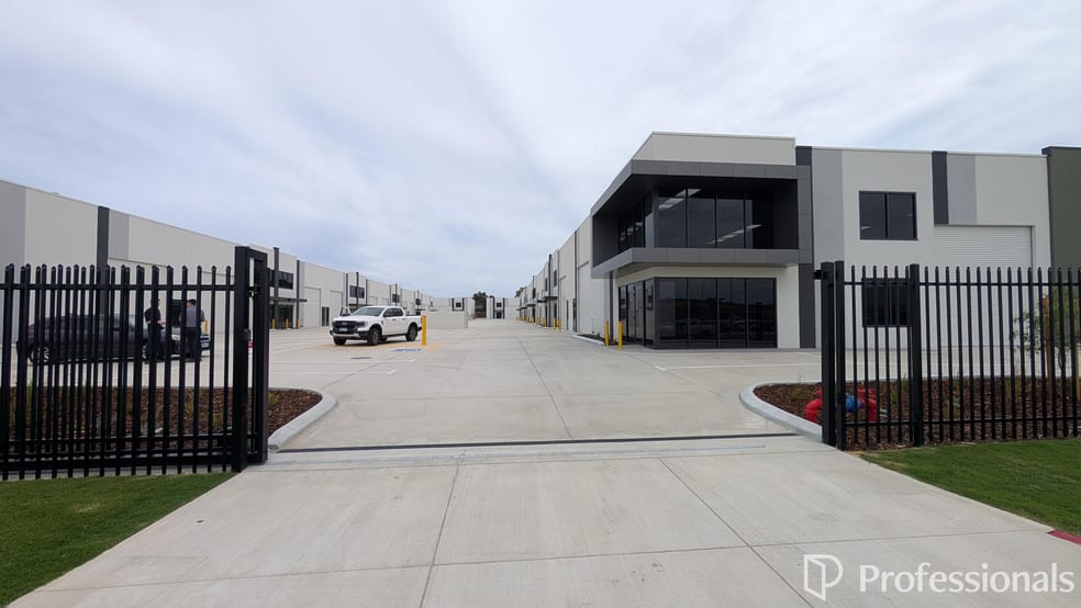 18/19 Masonry Way Malaga WA 6090 - Image 1