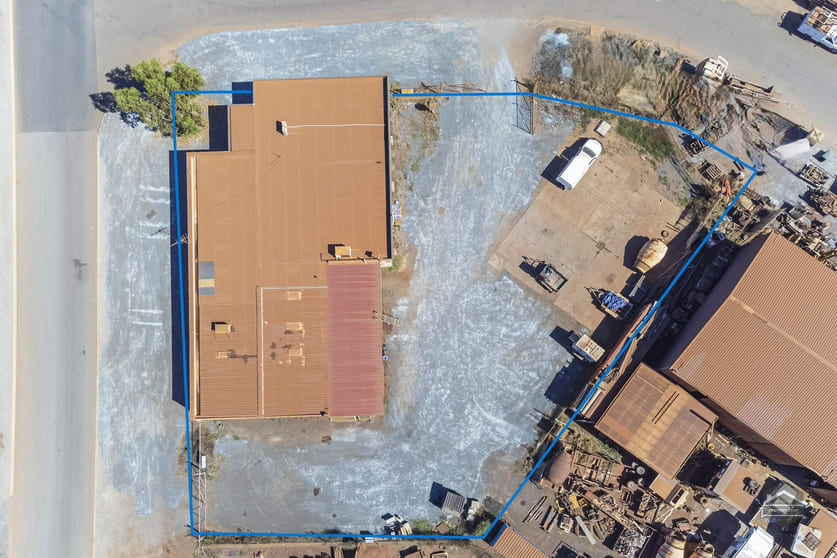 Click to view all images 2 Stocker Street Port Hedland WA 6721 - Image 2