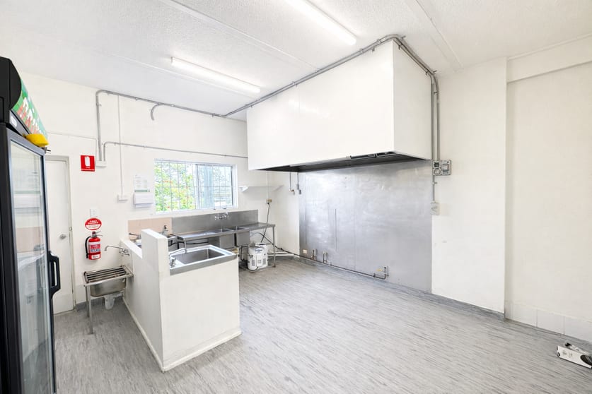 Click to view all images 5/22 Duke Street Slacks Creek QLD 4127 - Image 3