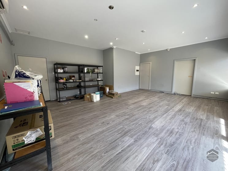 Click to view all images 2/973 Central Road Tom Price WA 6751 - Image 3