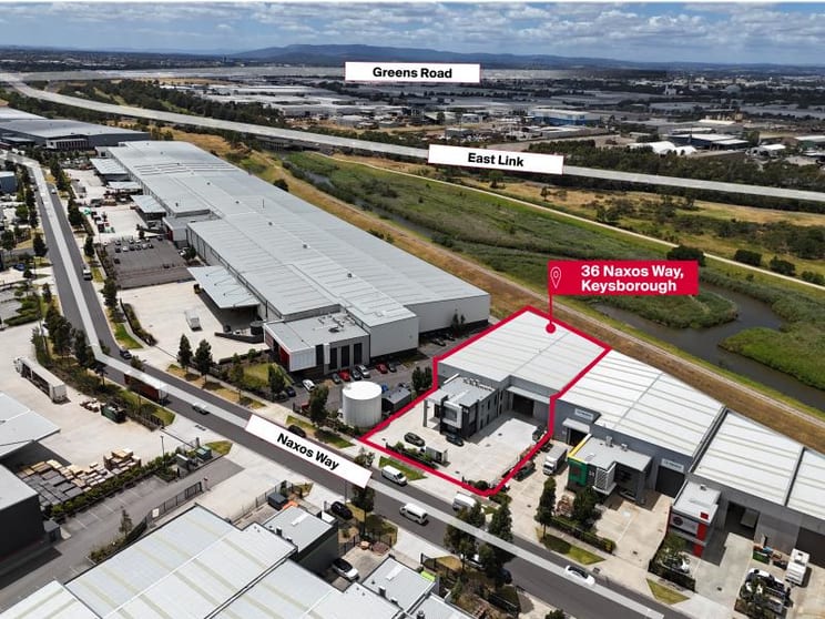 Click to view all images 36 Naxos Way Keysborough VIC 3173 - Image 2