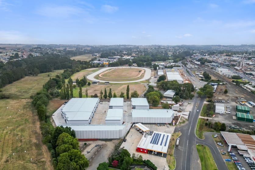 Click to view all images 25/72 Alfred Street Warragul VIC 3820 - Image 3