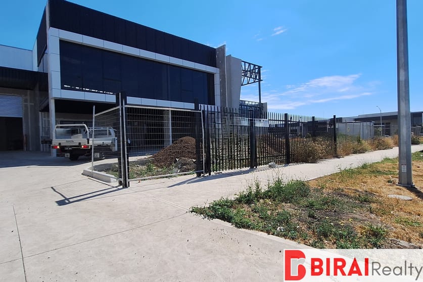 Click to view all images 82 Annalise Avenue Epping VIC 3076 - Image 2