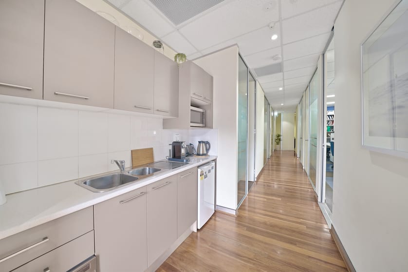 Click to view all images 7 & 10/130 Argyle Street Camden NSW 2570 - Image 3