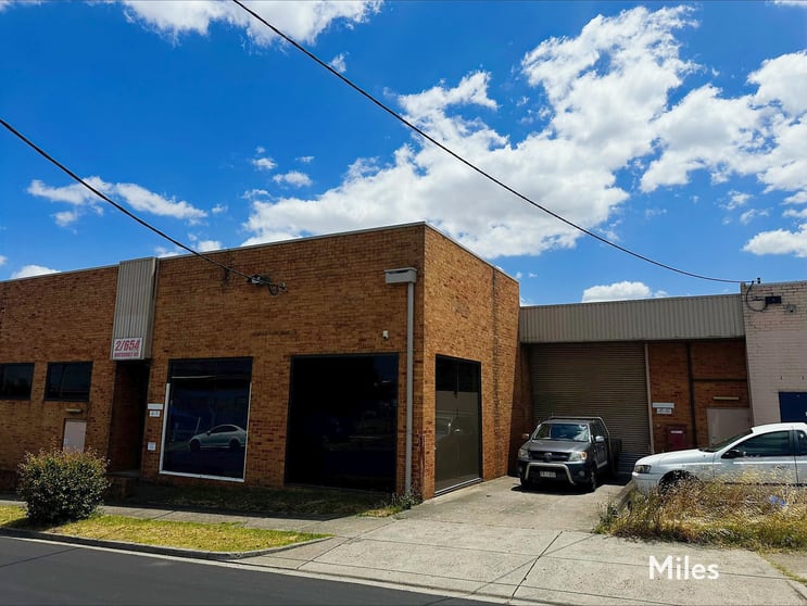 2/654 Waterdale Road Heidelberg West VIC 3081 - Image 1