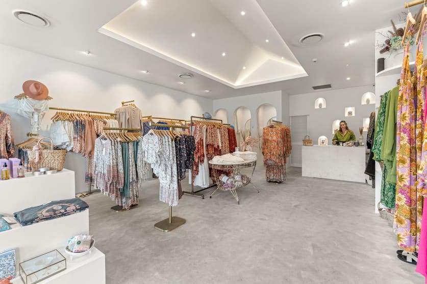 Click to view all images 1/19-23 Lawson Street Byron Bay NSW 2481 - Image 1